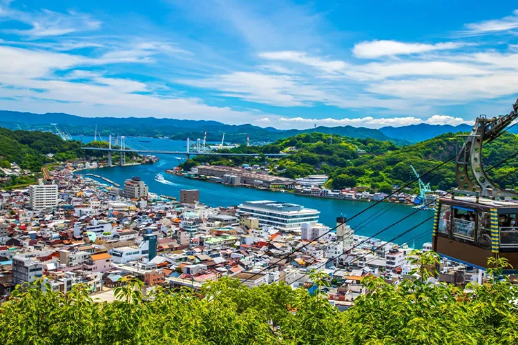 広島