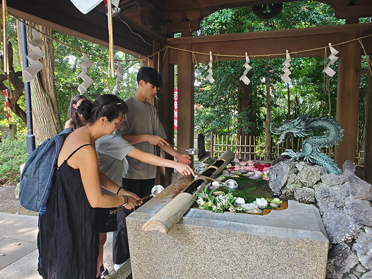 Custom private tour at Gotokuji