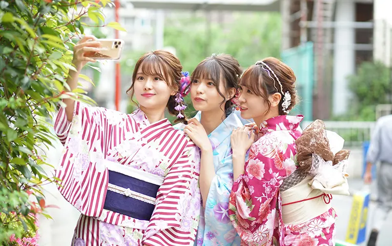 Wearing Kimono and photo shooting