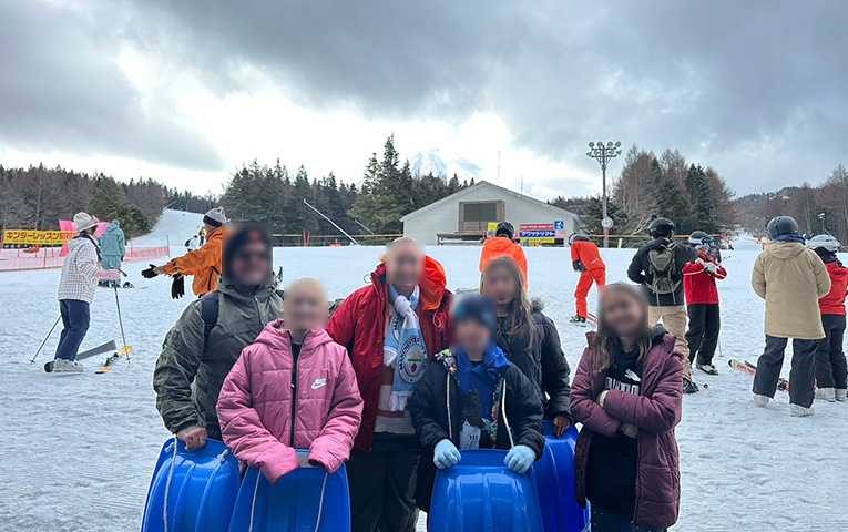 Ski and snowboard tour with guide