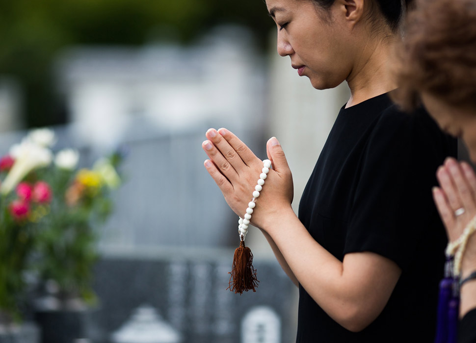 ご自宅からお墓・霊園の送迎